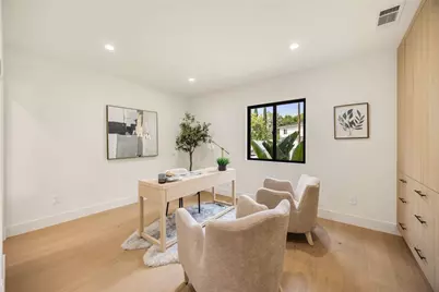2316 N Parish Place, Burbank, CA 91504 - Photo 9
