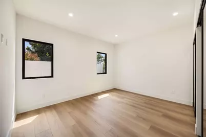 2316 N Parish Place, Burbank, CA 91504 - Photo 31