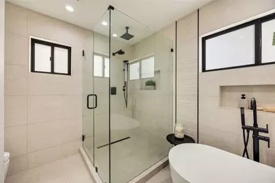 2316 N Parish Place, Burbank, CA 91504 - Photo 21