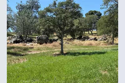 958 N Kings Canyon Court, Coarsegold, CA 93614 - Photo 3