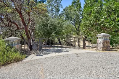 44550 Windsong Way, Ahwahnee, CA 93601 - Photo 11