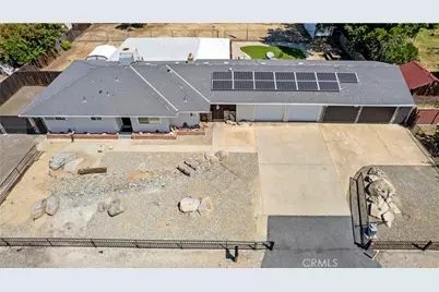 5431 E Indianapolis, Fresno, CA 93727 - Photo 1