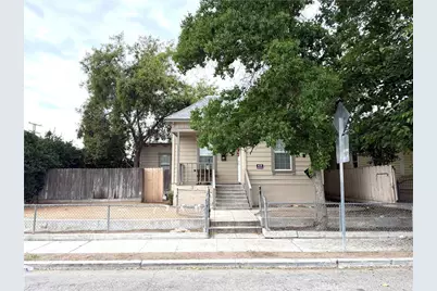 129 N Park, Fresno, CA 93701 - Photo 1