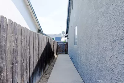 5430 W Fedora, Fresno, CA 93722 - Photo 17