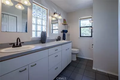 34141 Bronco, Squaw Valley, CA 93675 - Photo 39