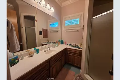 1072 Rorden Avenue, Selma, CA 93662 - Photo 17