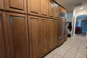 1072 Rorden Ave, Selma, CA 93662 - Photo 15