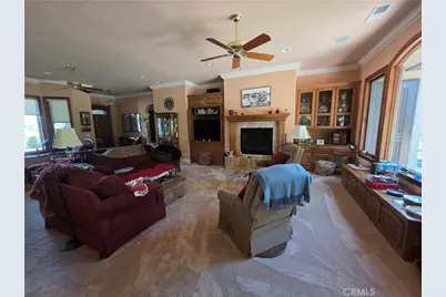 1072 Rorden Avenue, Selma, CA 93662 - Photo 9