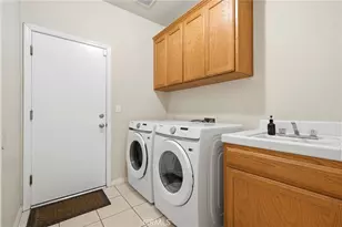 4651 W Morris Ave, Fresno, CA 93722 - Photo 27