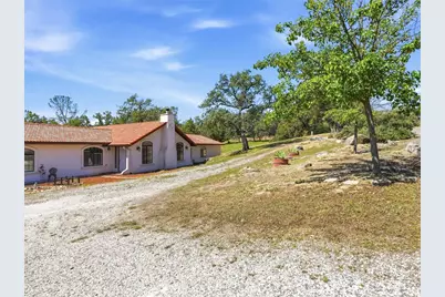 42704 Deep Forest, Coarsegold, CA 93614 - Photo 5