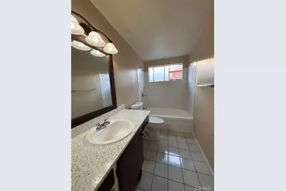 994 E Gladwick, Carson, CA 90746 - Photo 9