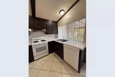 994 E Gladwick, Carson, CA 90746 - Photo 7