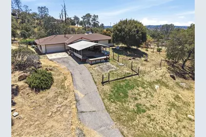 37494 Eagle, Raymond, CA 93653 - Photo 1