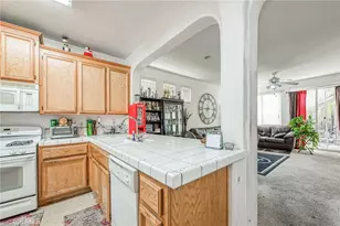 4605 W Javier, Fresno, CA 93722 - Photo 5