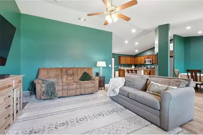 2258 Kirch Flat Avenue, Tulare, CA 93274 - Photo 9