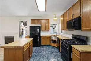 1069 Brick and Tile, Stockton, CA 95206 - Photo 19