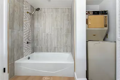 222 S Central #428, Los Angeles, CA 90012 - Photo 21