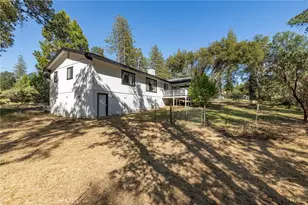 48866 Rock Point Rd, Oakhurst, CA 93644 - Photo 45