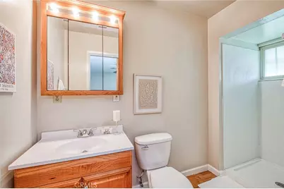 638 W Sussex Way, Fresno, CA 93705 - Photo 25