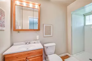 638 W Sussex Way, Fresno, CA 93705 - Photo 25