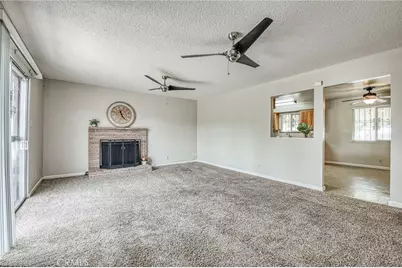 638 W Sussex Way, Fresno, CA 93705 - Photo 7