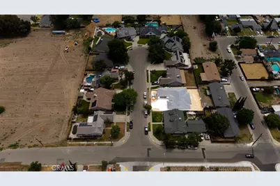 181 Grace Court, Lemoore, CA 93245 - Photo 7
