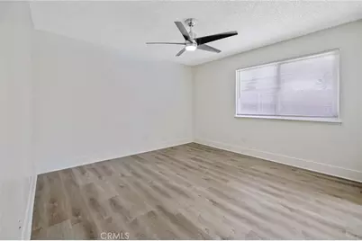 534 W Swift Avenue, Clovis, CA 93612 - Photo 29