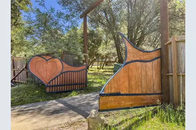 51571 Coyote Ridge, Oakhurst, CA 93644 - Photo 3