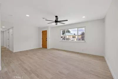 6125 E Mount Whitney, Laton, CA 93242 - Photo 9
