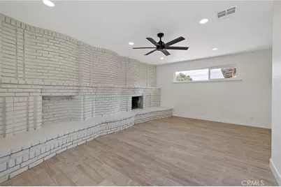 6125 E Mount Whitney, Laton, CA 93242 - Photo 23