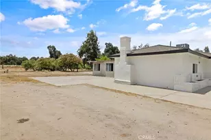 6125 E Mount Whitney, Laton, CA 93242 - Photo 35
