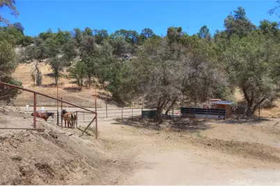 32791 Road 416, Coarsegold, CA 93614 - Photo 25