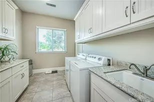 14209 Academy Oaks Ln, Clovis, CA 93619 - Photo 39