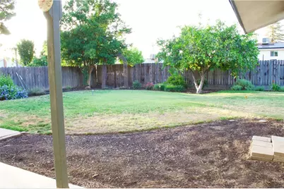 1583 Celeste, Clovis, CA 93611 - Photo 37