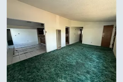 1152 E Drummond, Fresno, CA 93706 - Photo 3
