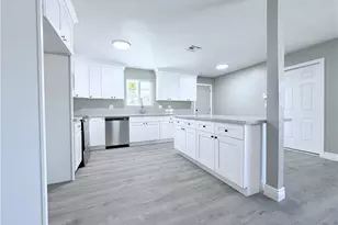 1725 Crowell St, Livingston, CA 95334 - Photo 5