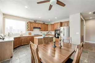 2612 E Shea Dr, Fresno, CA 93720 - Photo 27