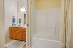 1547 W Claridge Ct, Hanford, CA 93230 - Photo 11