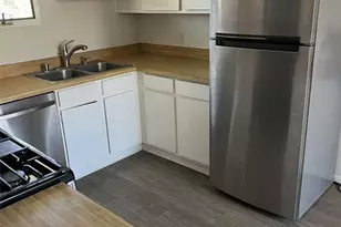 7561 Center Ave, Huntington Beach, CA 92647 - Photo 9