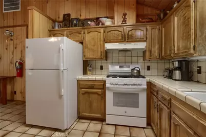 8041 Chilnualna Falls, Wawona, CA 95389 - Photo 11
