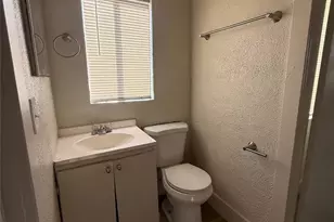 4079 E Heaton Ave, Fresno, CA 93702 - Photo 9