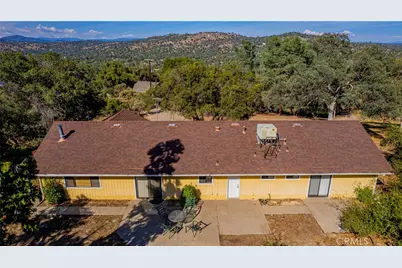 29610 Kit Carson Court, Coarsegold, CA 93614 - Photo 35