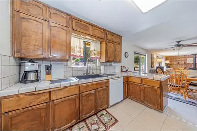 29610 Kit Carson Court, Coarsegold, CA 93614 - Photo 15