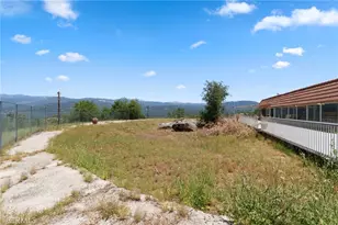 38720 Hwy 41, Oakhurst, CA 93644 - Photo 41