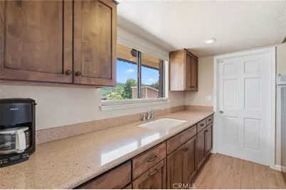 38720 Highway 41, Oakhurst, CA 93644 - Photo 25