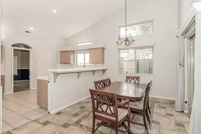 6589 E Michigan, Fresno, CA 93727 - Photo 13