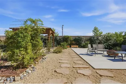 2445 W Claridge Way, Hanford, CA 93230 - Photo 39