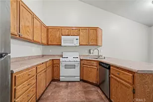 5300 Plute Pass St, Bakersfield, CA 93307 - Photo 3