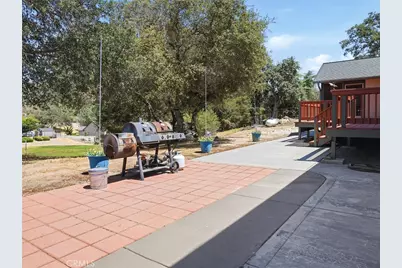 42781 Badger Circle Drive, Coarsegold, CA 93614 - Photo 33
