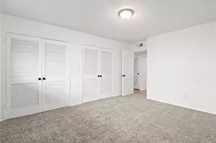 3725 N Fruit, Fresno, CA 93705 - Photo 17